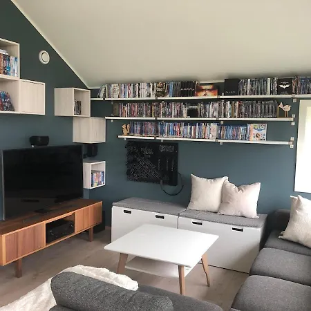 Beautiful Residence, Close To Great Beaches Good For Surfing *